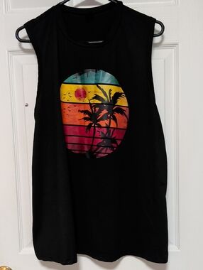 SHEIN Plus Size Black Curve Top with Graphic Accent